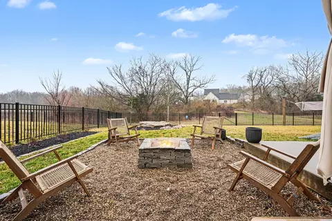Exterior - 700 Beamon Dr, Franklin, TN 37064 photo 5 of 6