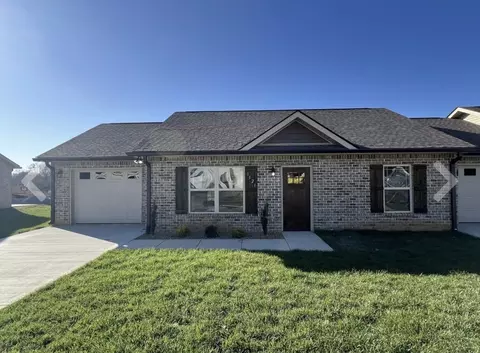 1521 Green Ln, Shelbyville, TN 37160