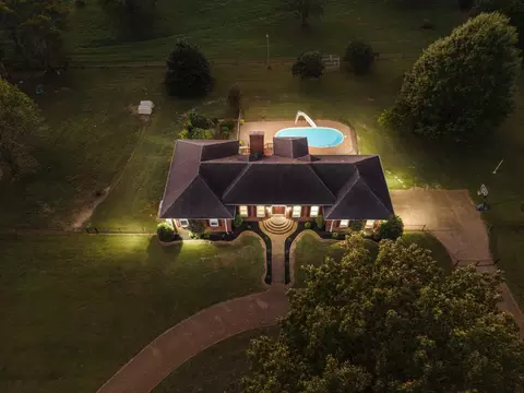 104 Terry Ln, Cornersville, TN 37047