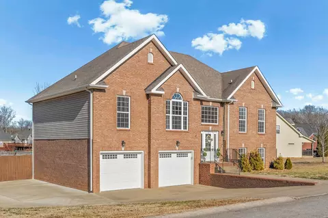 978 Granite Trl, Adams, TN 37010