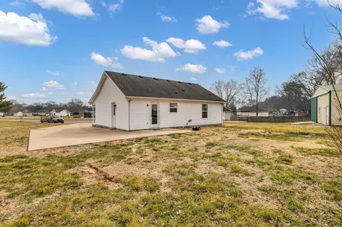 Exterior - 132 Trailside Dr, Murfreesboro, TN 37130 photo 6 of 6