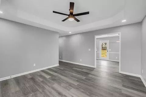 Living - 132 Trailside Dr, Murfreesboro, TN 37130 photo 2 of 3