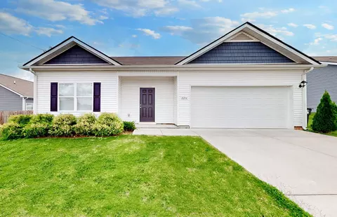 2216 Zeva Cir, Columbia, TN 38401