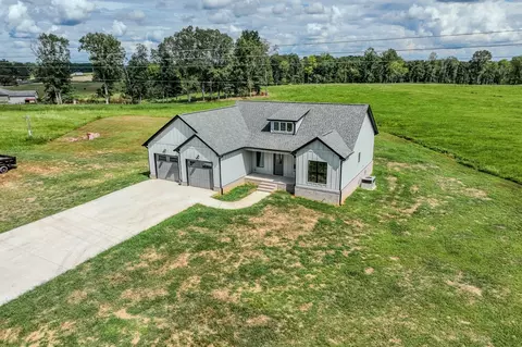 Exterior - 176 Beartown Rd, Loretto, TN 38469 photo 7 of 8