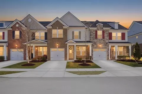 1040 Livingstone Ln, Mount Juliet, TN 37122