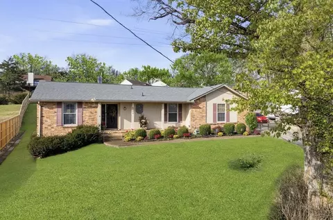 2931 Walnut Crest Dr, Antioch, TN 37013