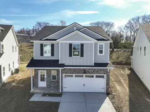537 Canal Cir N, Nashville, TN 37214
