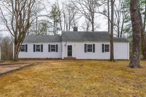 1405 Cinderella Rd, Lookout Mountain, GA 30750