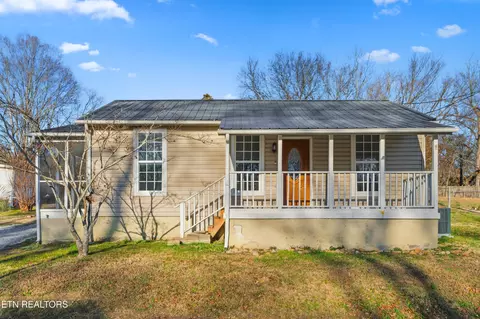 5824 2nd Ln, Knoxville, TN 37912