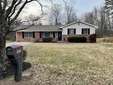 907 W Forest Blvd, Knoxville, TN 37909