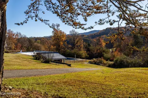 1224 Friendship Way, Maryville, TN 37803