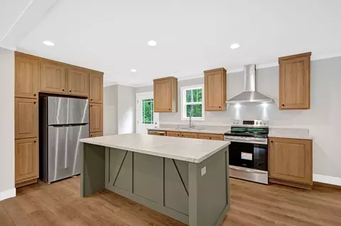 296 E Little Richland Rd, Waverly, TN 37185