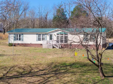 419 Hughes Rd E, Jackson, TN 38305 photo 5