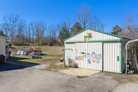 419 Hughes Rd E, Jackson, TN 38305 photo 13