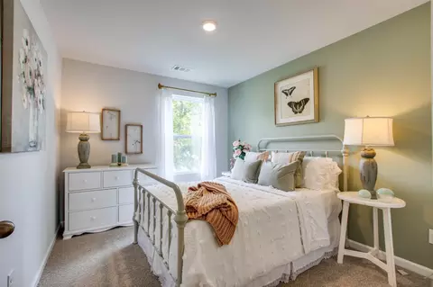 Bedroom - 4145 Oswin Dr, Murfreesboro, TN 37129 photo 7 of 8