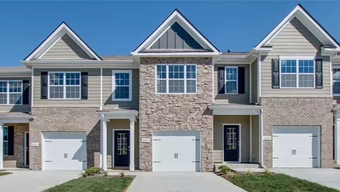 Exterior - 4145 Oswin Dr, Murfreesboro, TN 37129 photo 1 of 3