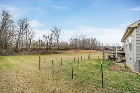 Exterior - 260 Celeste Dr, Baxter, TN 38544 photo 5 of 5