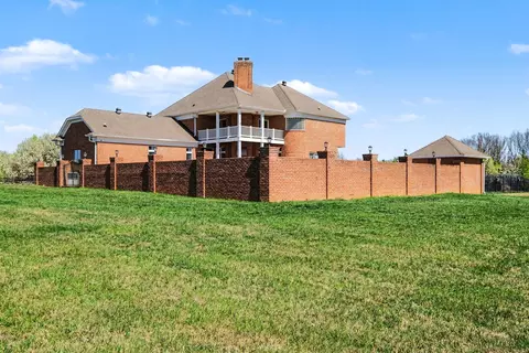 Exterior - 2844 Highway 52 E, Bethpage, TN 37022 photo 16 of 16