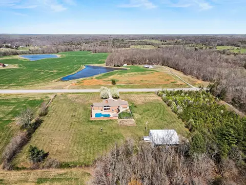 View/Area - 2844 Highway 52 E, Bethpage, TN 37022 photo 6 of 7