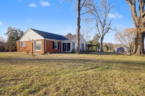 200 16th St, Old Hickory, TN 37138