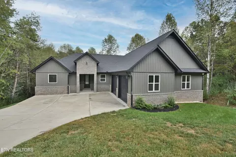 112 Amohi Way, Loudon, TN 37774
