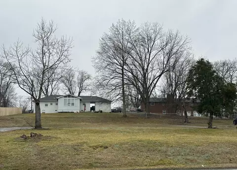 206 Anderson Ln, Hendersonville, TN 37075