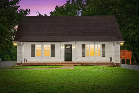 718 Jace Dr, Clarksville, TN 37040