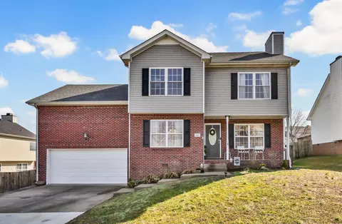 3167 Cross Ridge Dr, Clarksville, TN 37040
