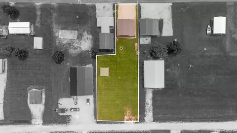 1038 Wc Pickett, Clifton, TN 38425