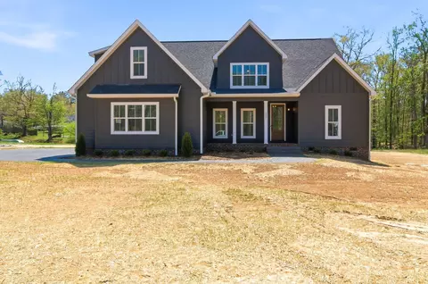 207 Beechwood Ct, Pegram, TN 37143