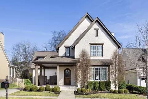3066 Allenwood Dr, Thompsons Station, TN 37179
