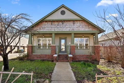 1704 Williams St, Chattanooga, TN 37408