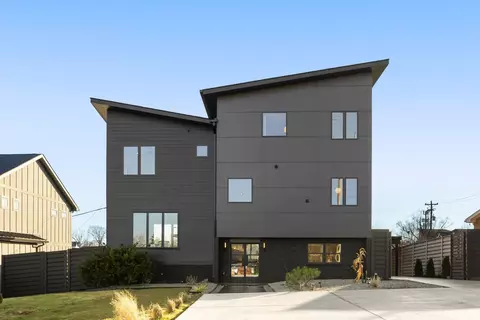 2312 Brittany Dr, Nashville, TN 37206