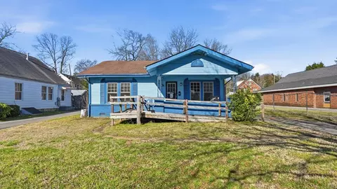 3303 Dayton Blvd, Chattanooga, TN 37415