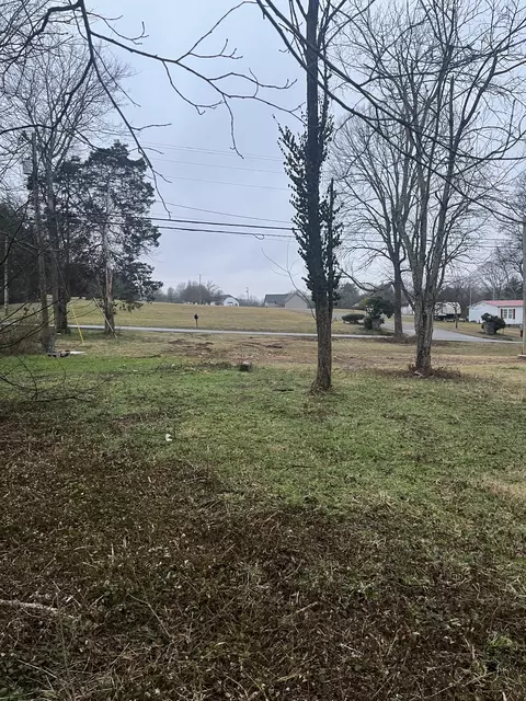 215 Flat Rock Rd, Lebanon, TN 37090