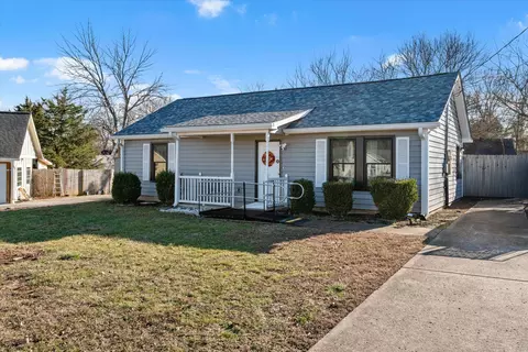 585 Cedar Bend Ln, La Vergne, TN 37086