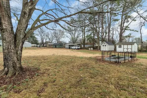 Exterior - 452 Campfire Dr, Murfreesboro, TN 37129 photo 6 of 13