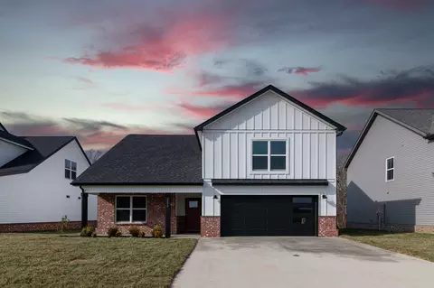 1579 Hidden Creek Trl, Clarksville, TN 37043