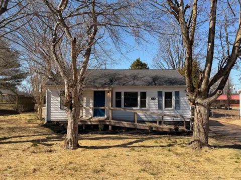 3619 Gale Ln, Hopkinsville, KY 42240