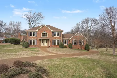 658 Cumberland Hills Dr, Hendersonville, TN 37075