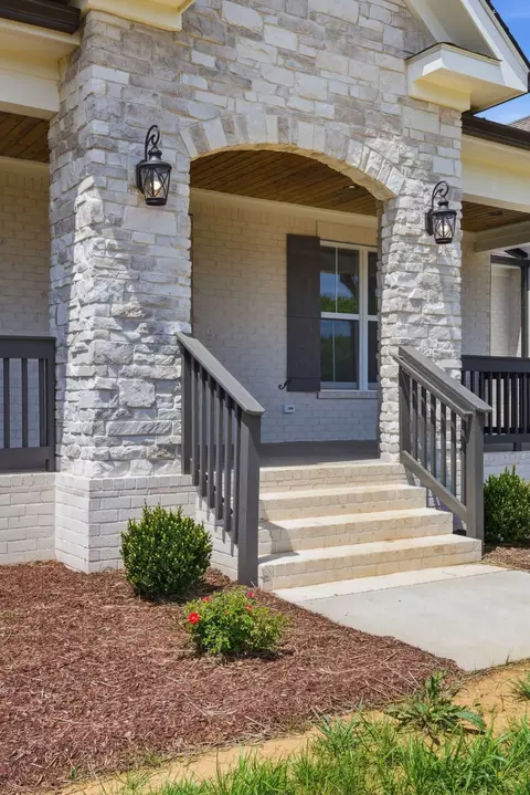 Exterior - 1561 John Sharp Rd, Spring Hill, TN 37174 photo 5 of 9