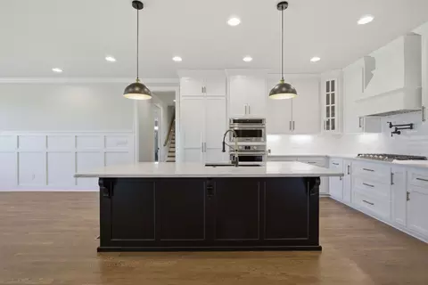 Kitchen - 1561 John Sharp Rd, Spring Hill, TN 37174 photo 10 of 10