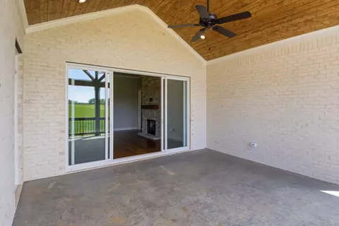Exterior - 1561 John Sharp Rd, Spring Hill, TN 37174 photo 8 of 9