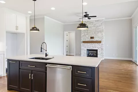 Kitchen - 1561 John Sharp Rd, Spring Hill, TN 37174 photo 3 of 10