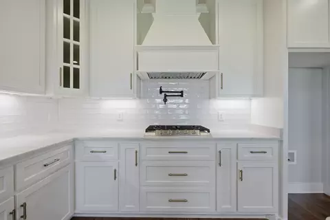 Kitchen - 1561 John Sharp Rd, Spring Hill, TN 37174 photo 5 of 10