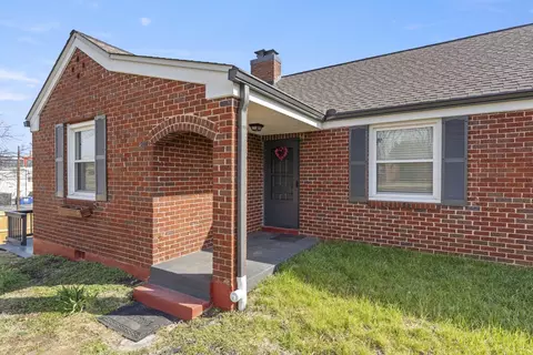203 Fairway Dr, Nashville, TN 37214