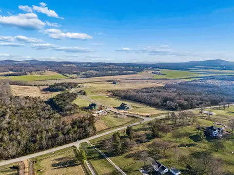 View/Area - 8709 Iron Willow Pass, Eagleville, TN 37060 photo 2 of 5