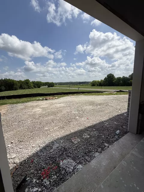 Exterior - 8709 Iron Willow Pass, Eagleville, TN 37060 photo 4 of 8