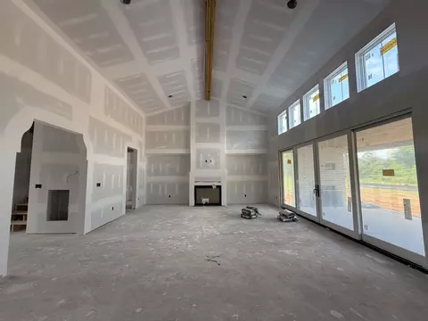Living - 8709 Iron Willow Pass, Eagleville, TN 37060 photo 5 of 6
