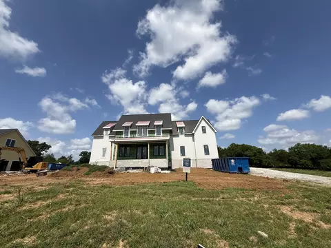 Exterior - 8709 Iron Willow Pass, Eagleville, TN 37060 photo 6 of 8
